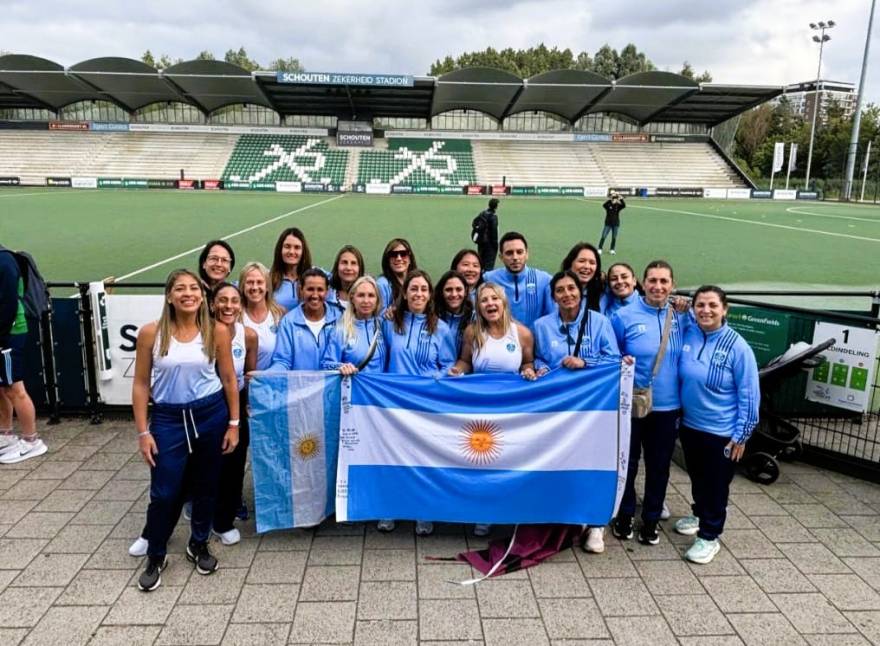 Un cañuelense gritó campeón con la Selección +45 de Hockey Femenino